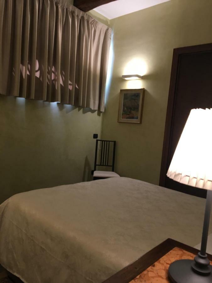 ホテル Il Palazzotto イゼルニア エクステリア 写真