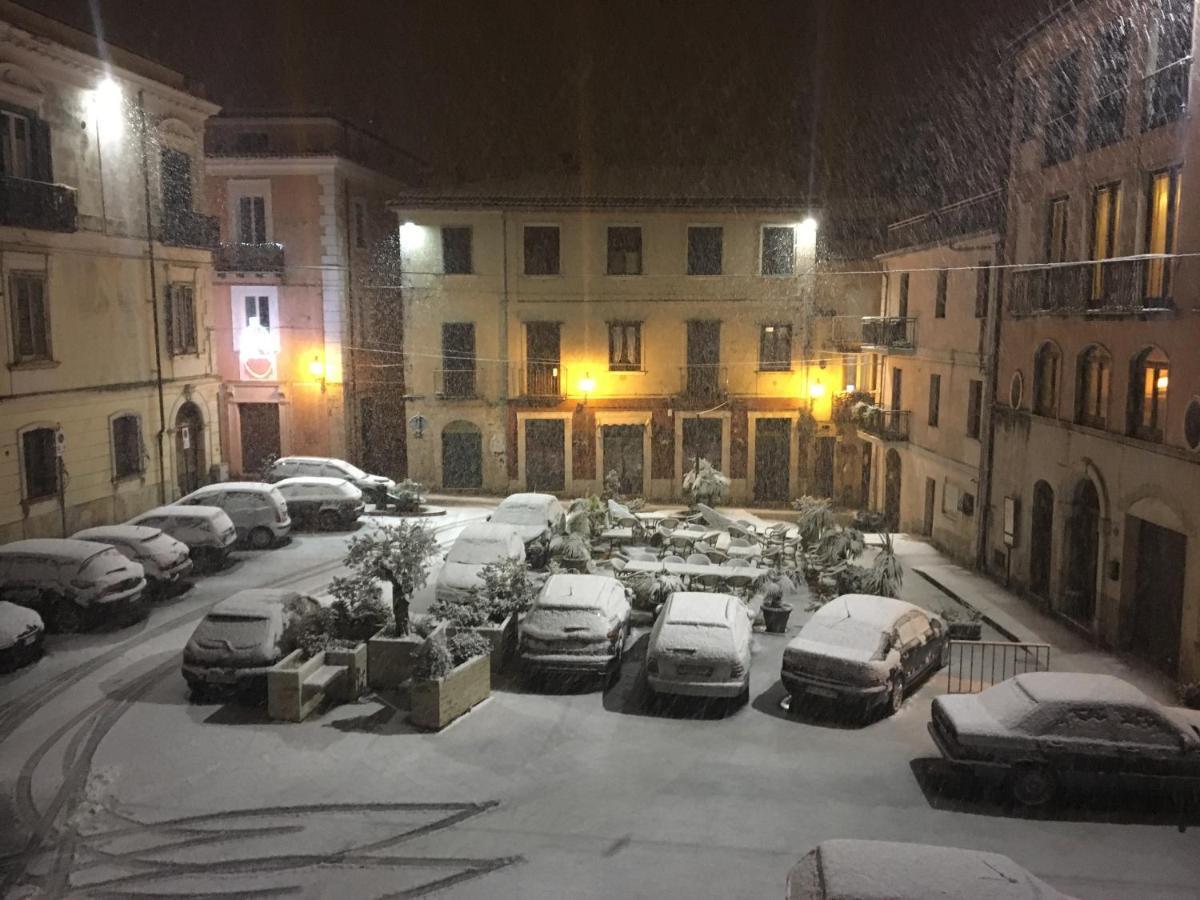 ホテル Il Palazzotto イゼルニア エクステリア 写真